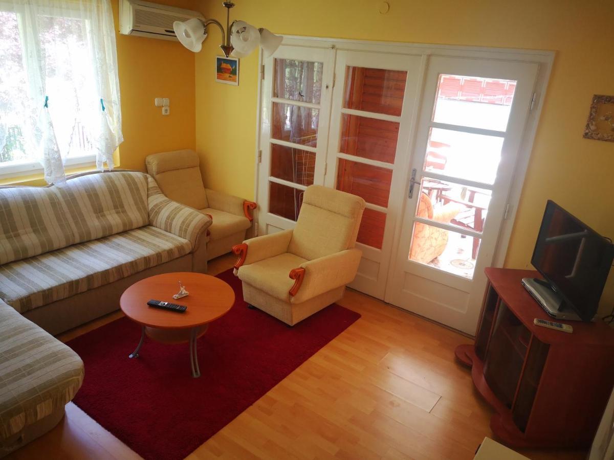 שיופוק Vadasztanya Apartmanhazak מראה חיצוני תמונה