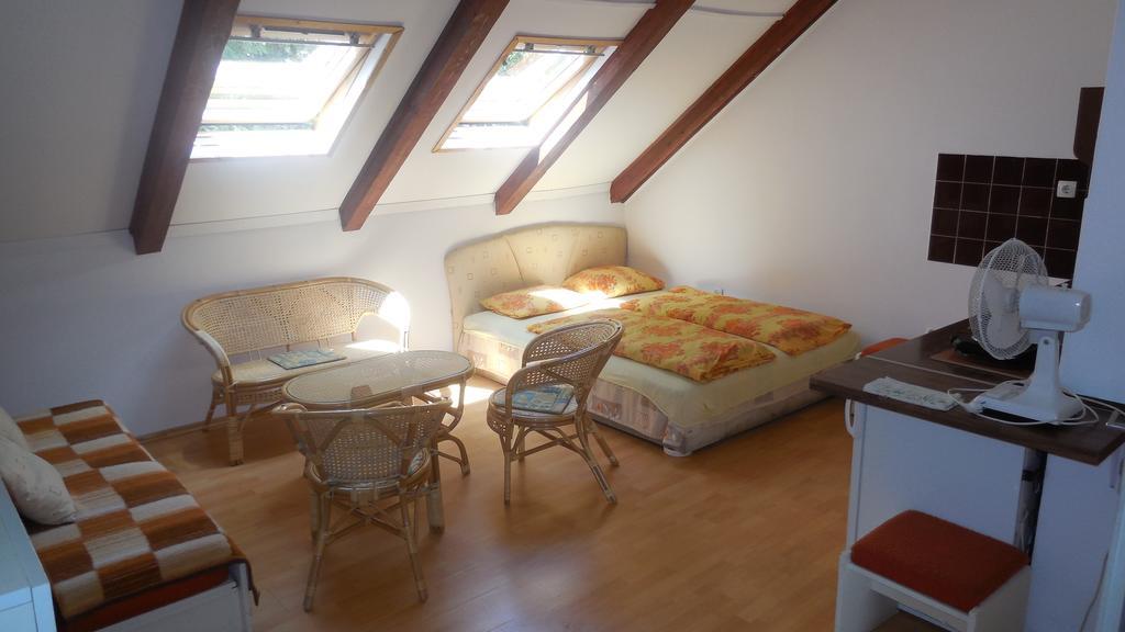 שיופוק Vadasztanya Apartmanhazak מראה חיצוני תמונה