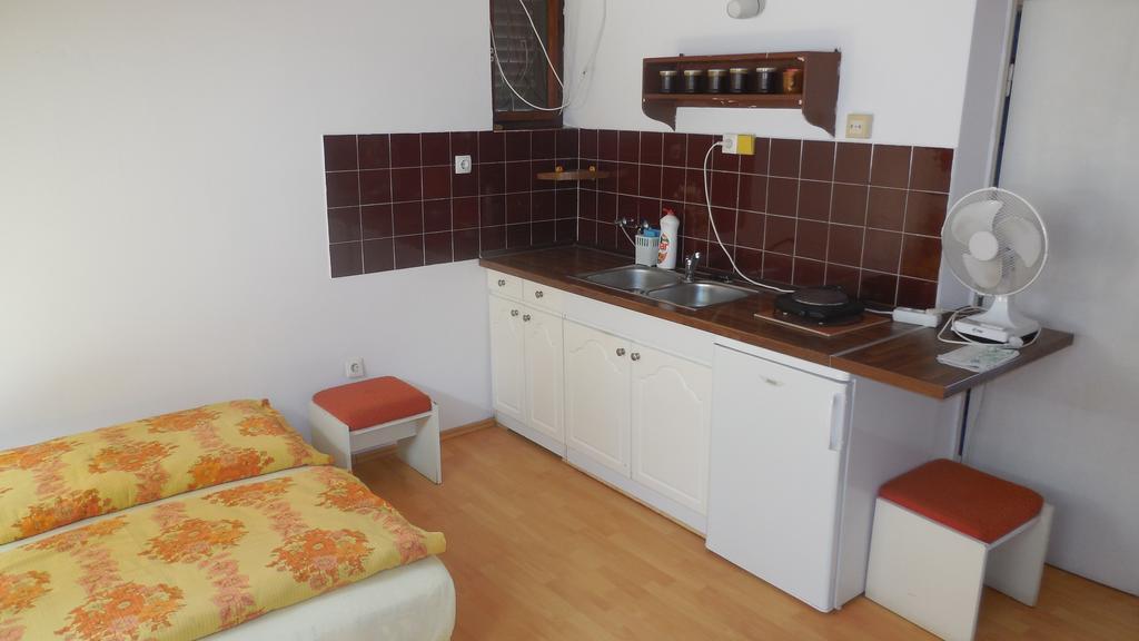 שיופוק Vadasztanya Apartmanhazak מראה חיצוני תמונה
